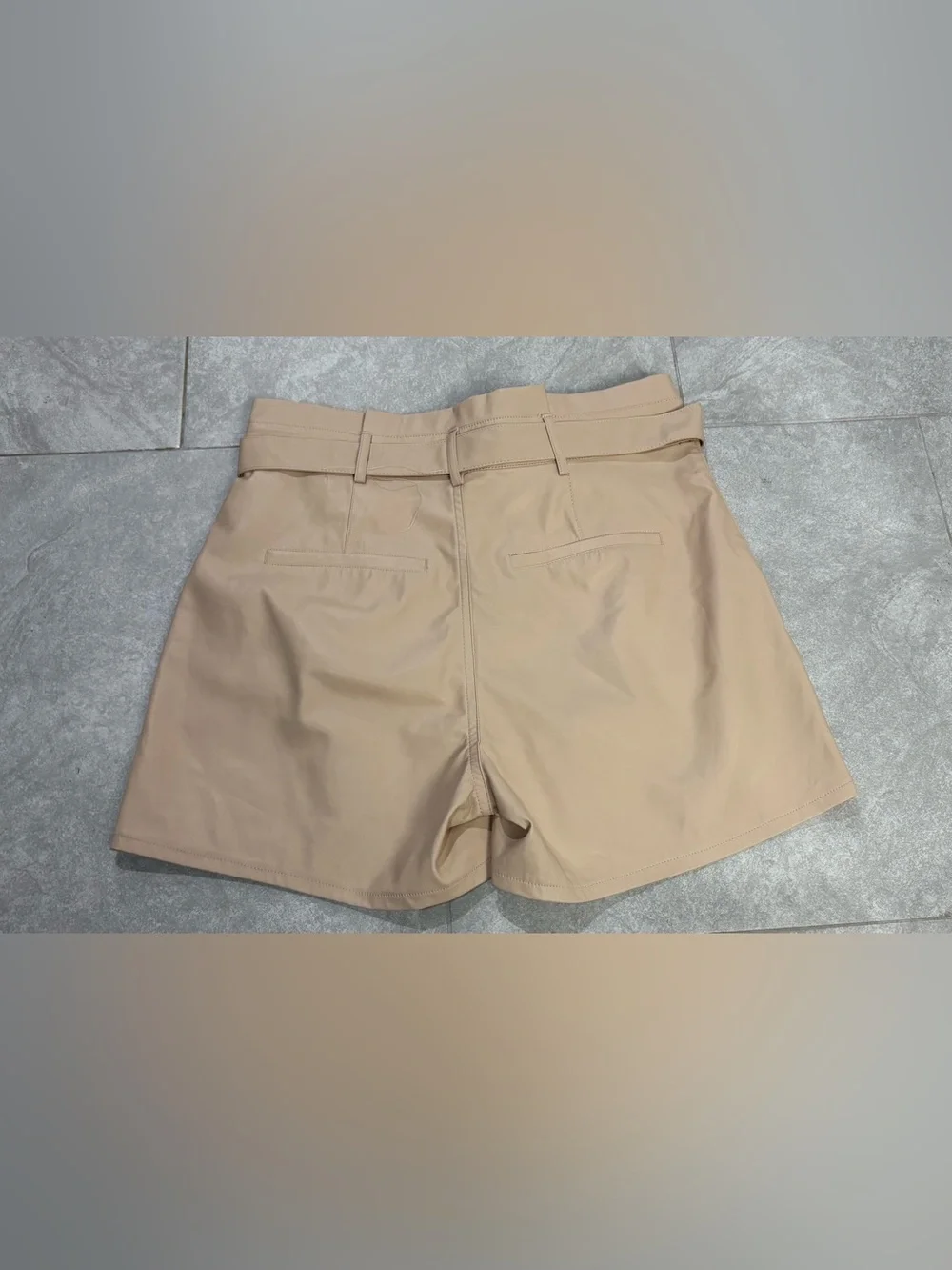 Sofia Jeans by Sofia Vergara Faux Leather Pleather Shorts Size 10 Tan